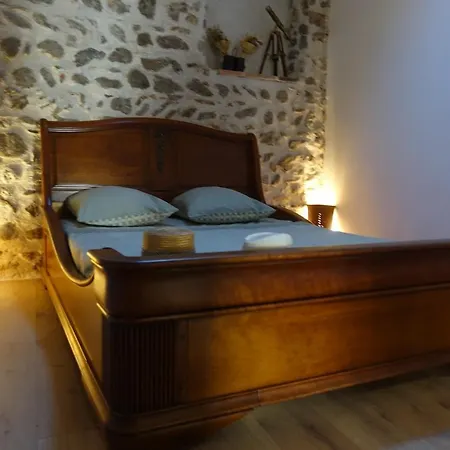 Maison Avec Justice Sur *