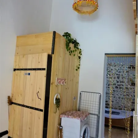 Maison Avec Justice Sur *