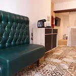 Maison Avec Justice Sur *