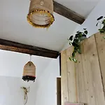 Maison Avec Justice Sur *